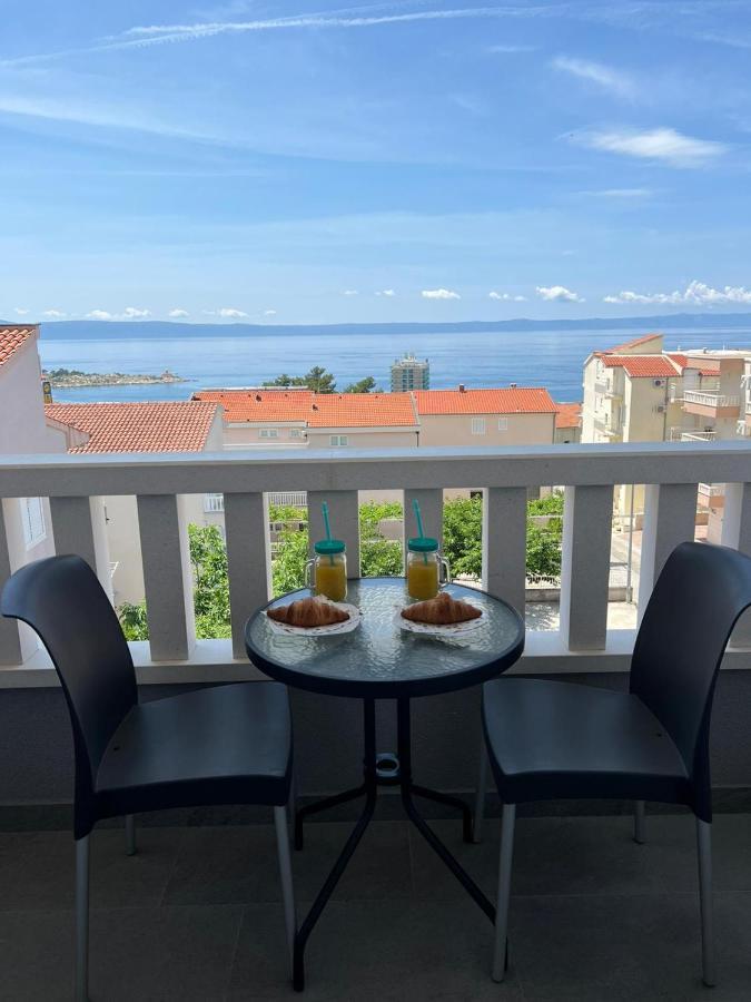 Apartments Villa Nova With Pool Makarska Exteriör bild